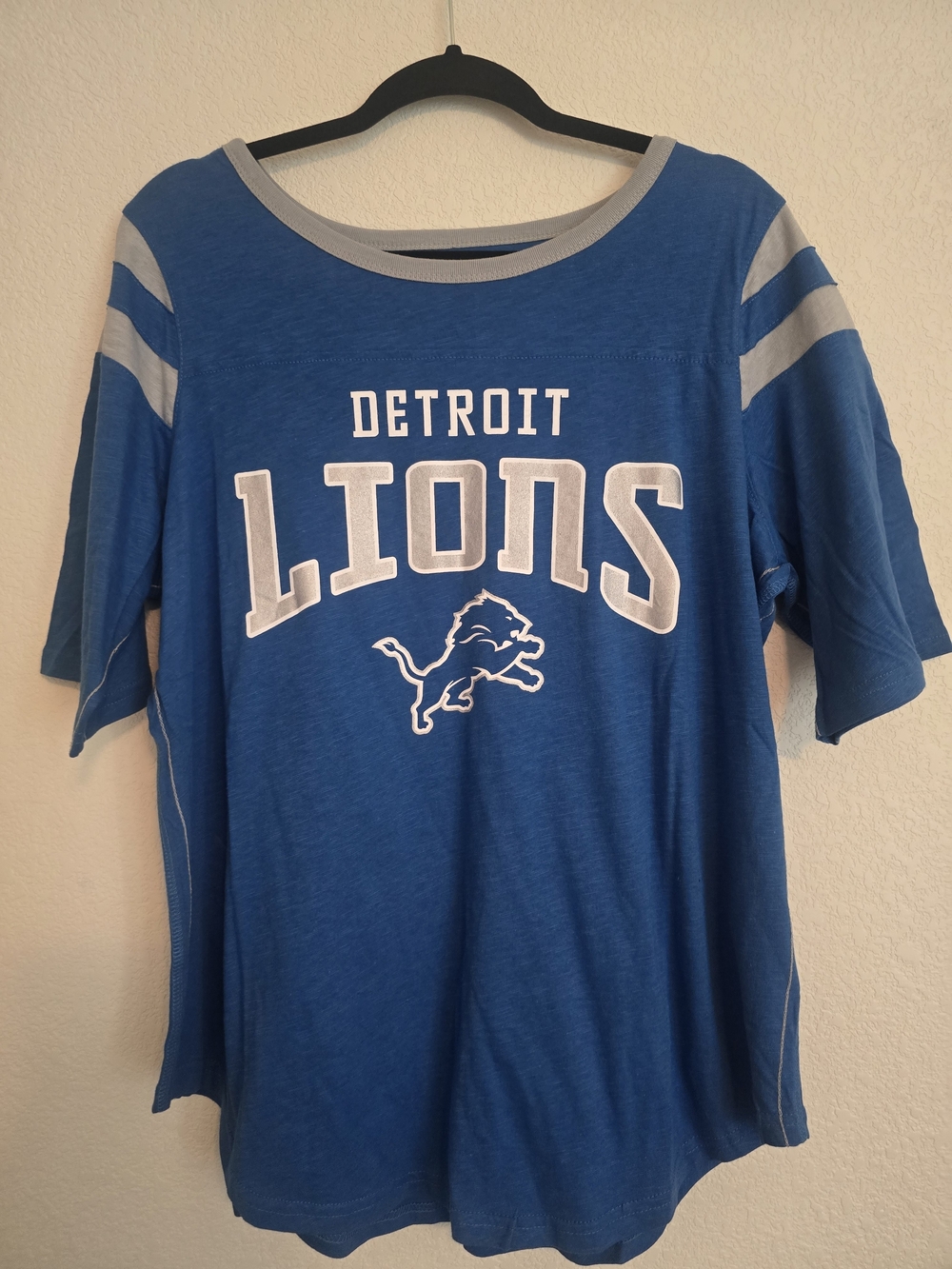 Detroit Lions Womens Baby Tee Size XL